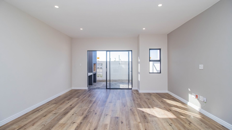 To Let 3 Bedroom Property for Rent in Sandown Western Cape